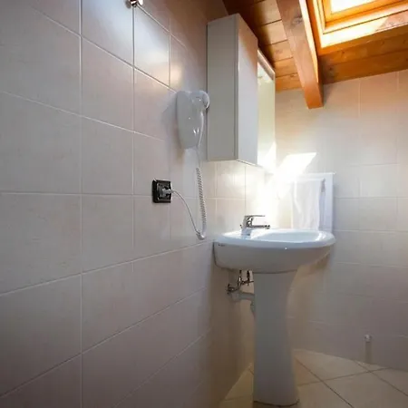 Attico Per 4 Persone Apartment