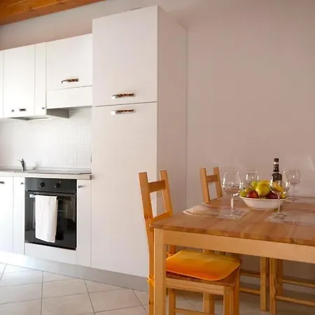 Apartment Attico Per 4 Persone *
